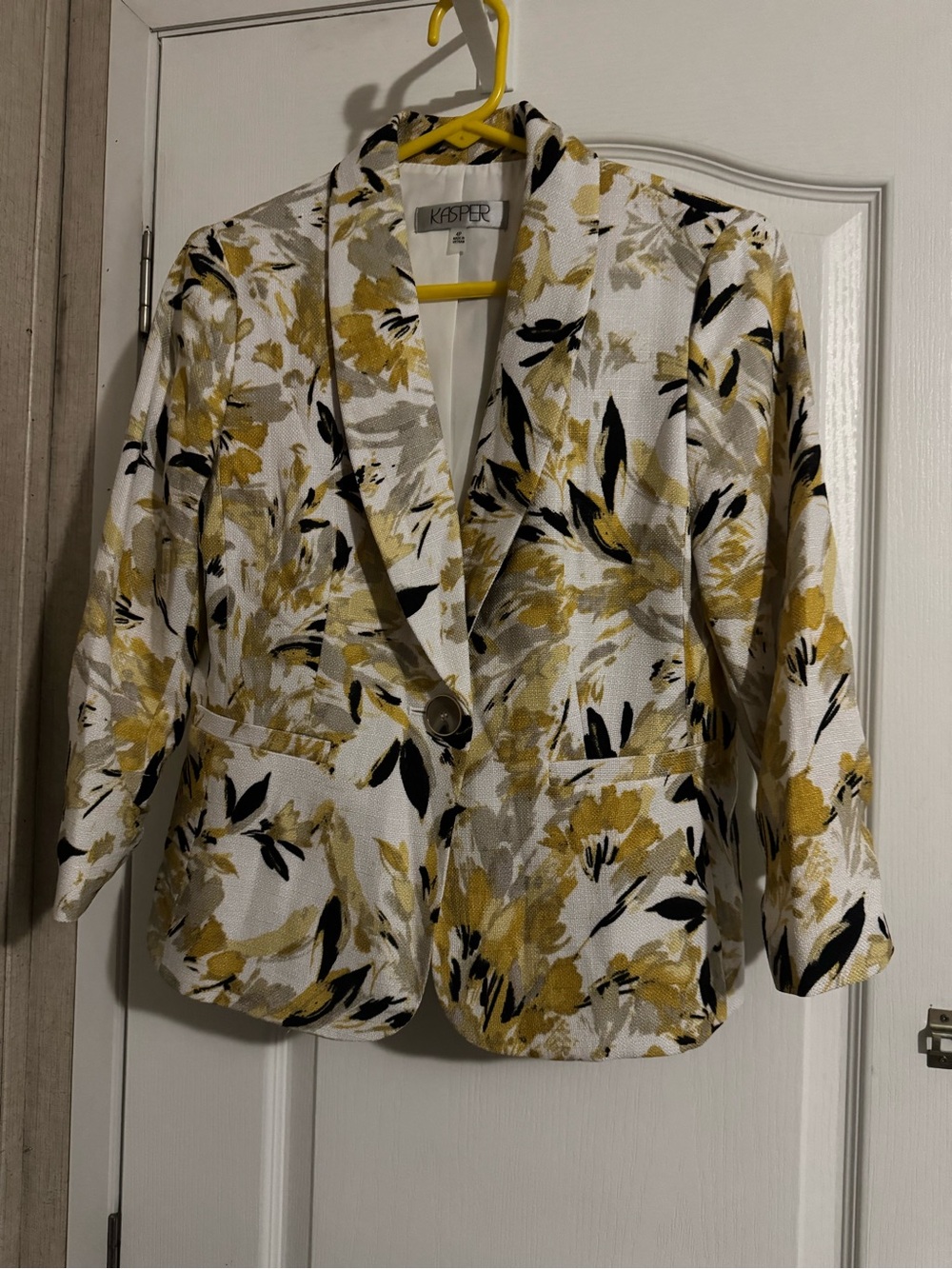 Kasper White Blazer with Yellow and Black Floral Print